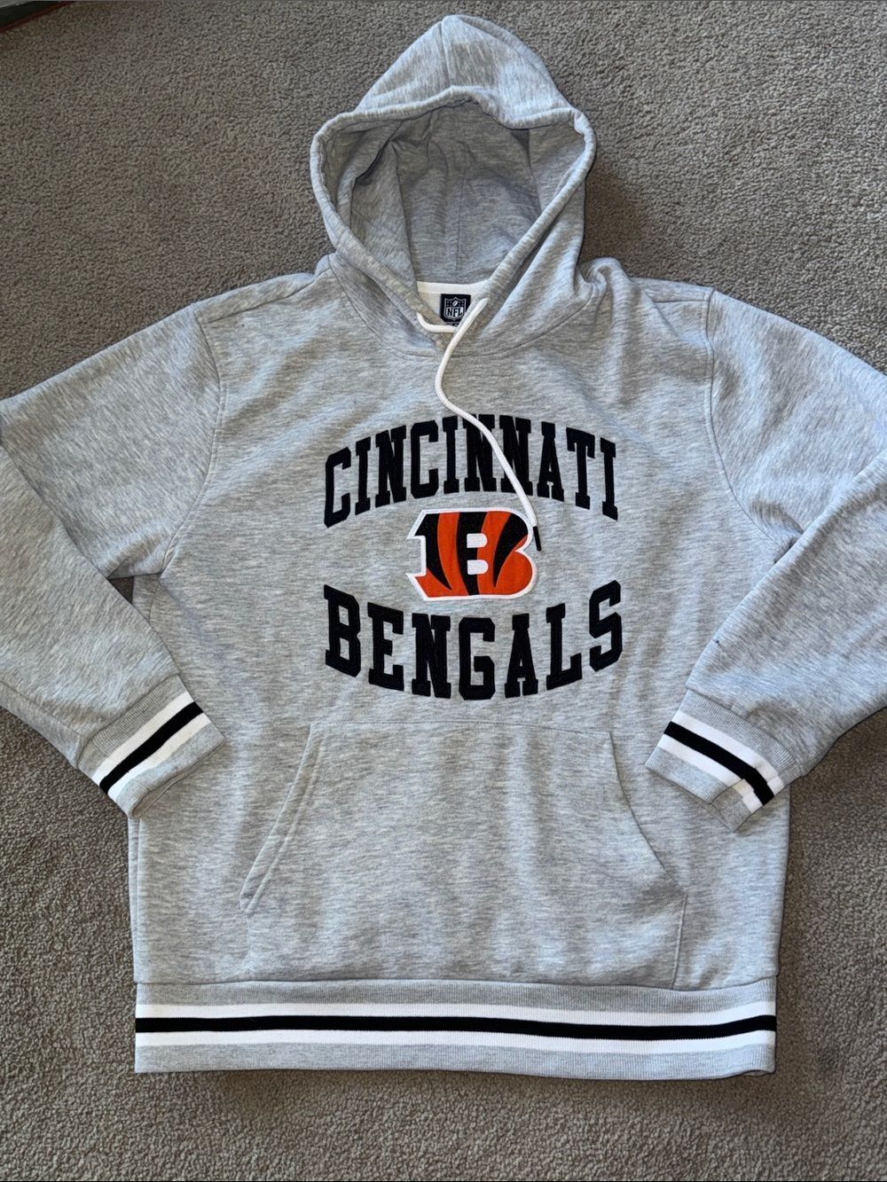 NFL Cincinnati Bengals Unisex Hoodie!
